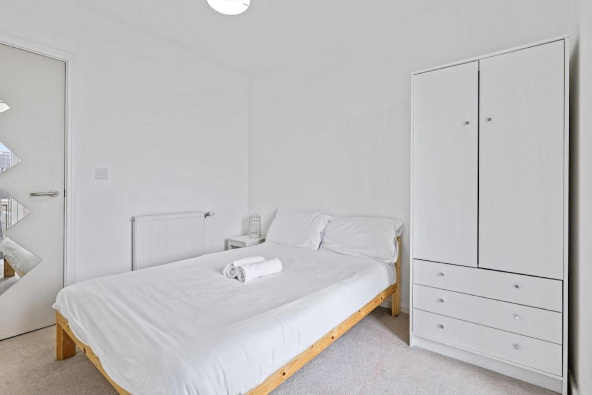 Canning Town 2 Bed Apartment Лондон Экстерьер фото